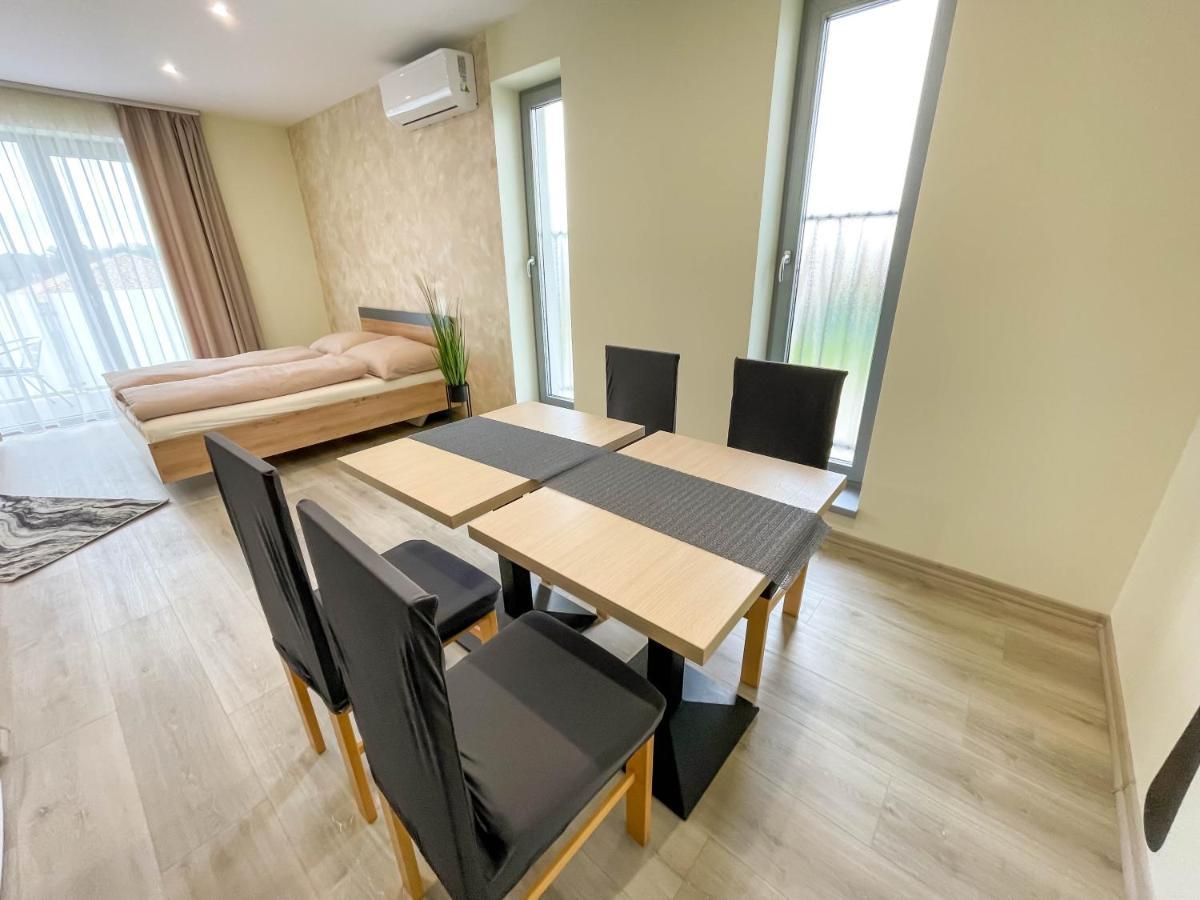 Apartmany Katalin Dunajská Streda المظهر الخارجي الصورة