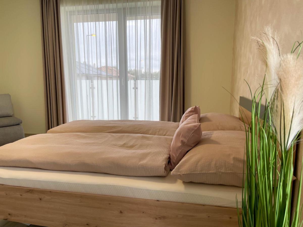 Apartmany Katalin Dunajská Streda المظهر الخارجي الصورة